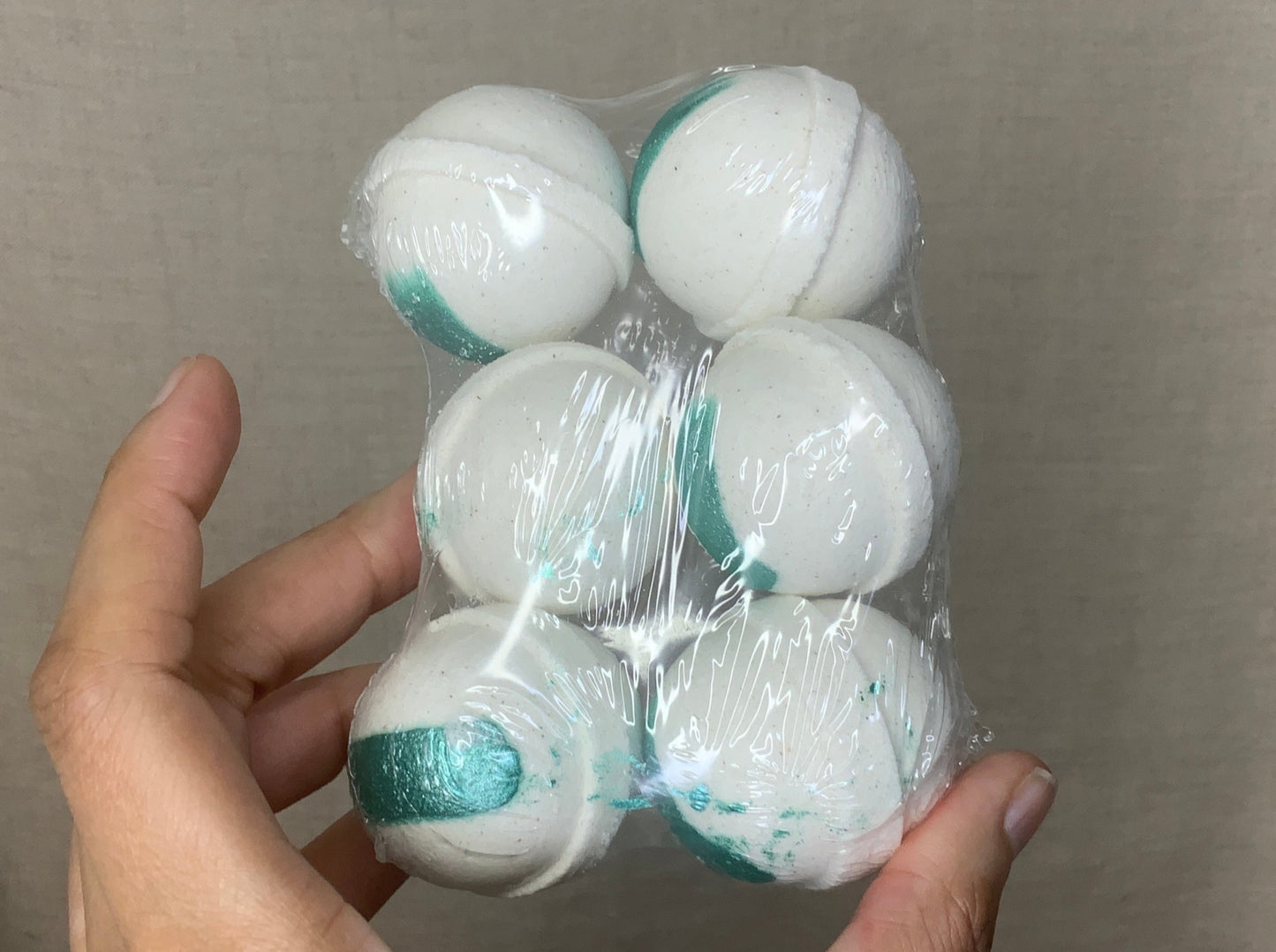 Eucalyptus Peppermint Bath Bomb